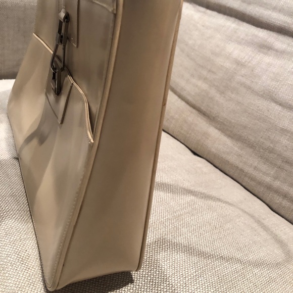 Vintage auth Gucci purse - Picture 10 of 13